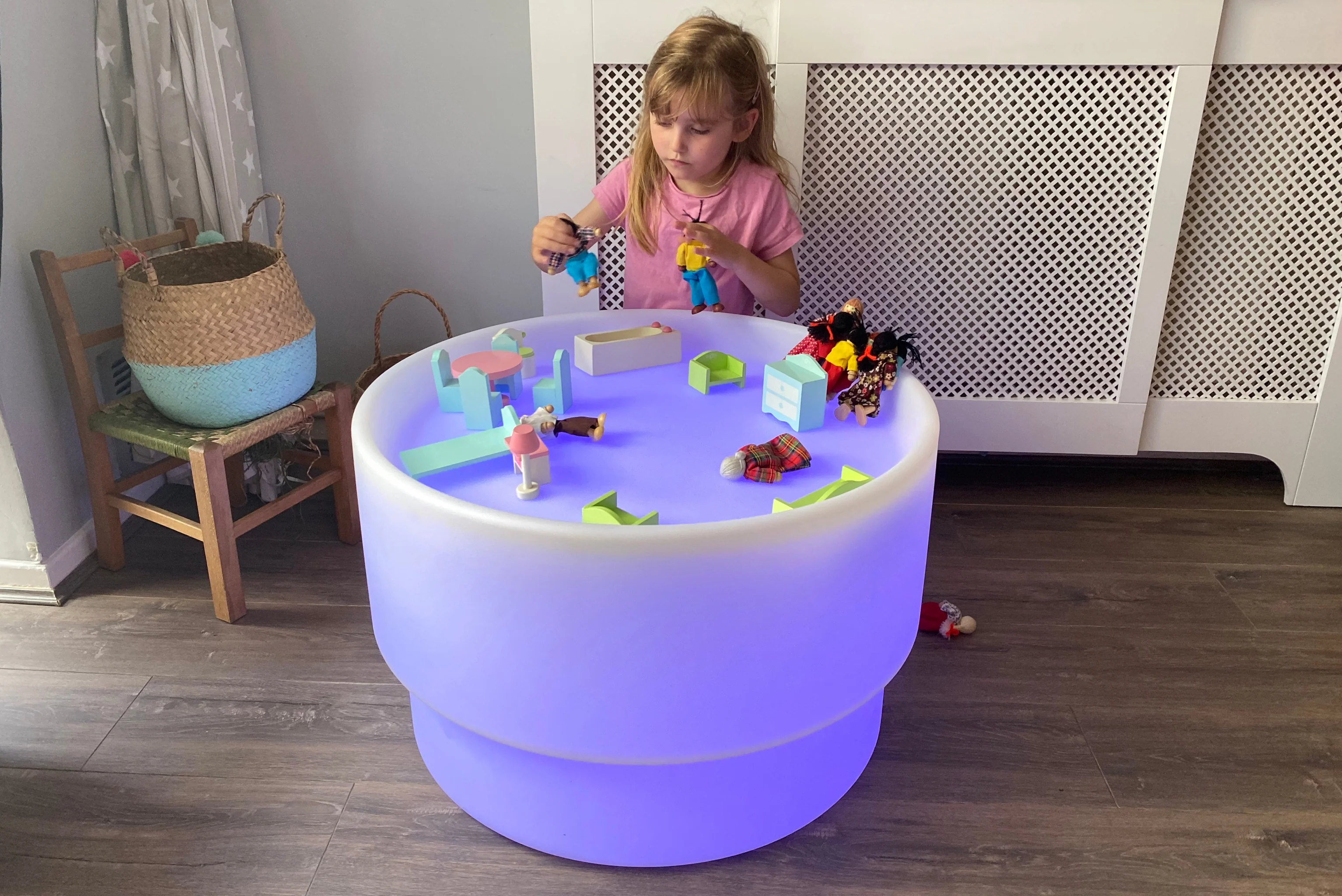 Sensorischer Entdeckungstisch – Licht & Spiel kombiniert - Image 4